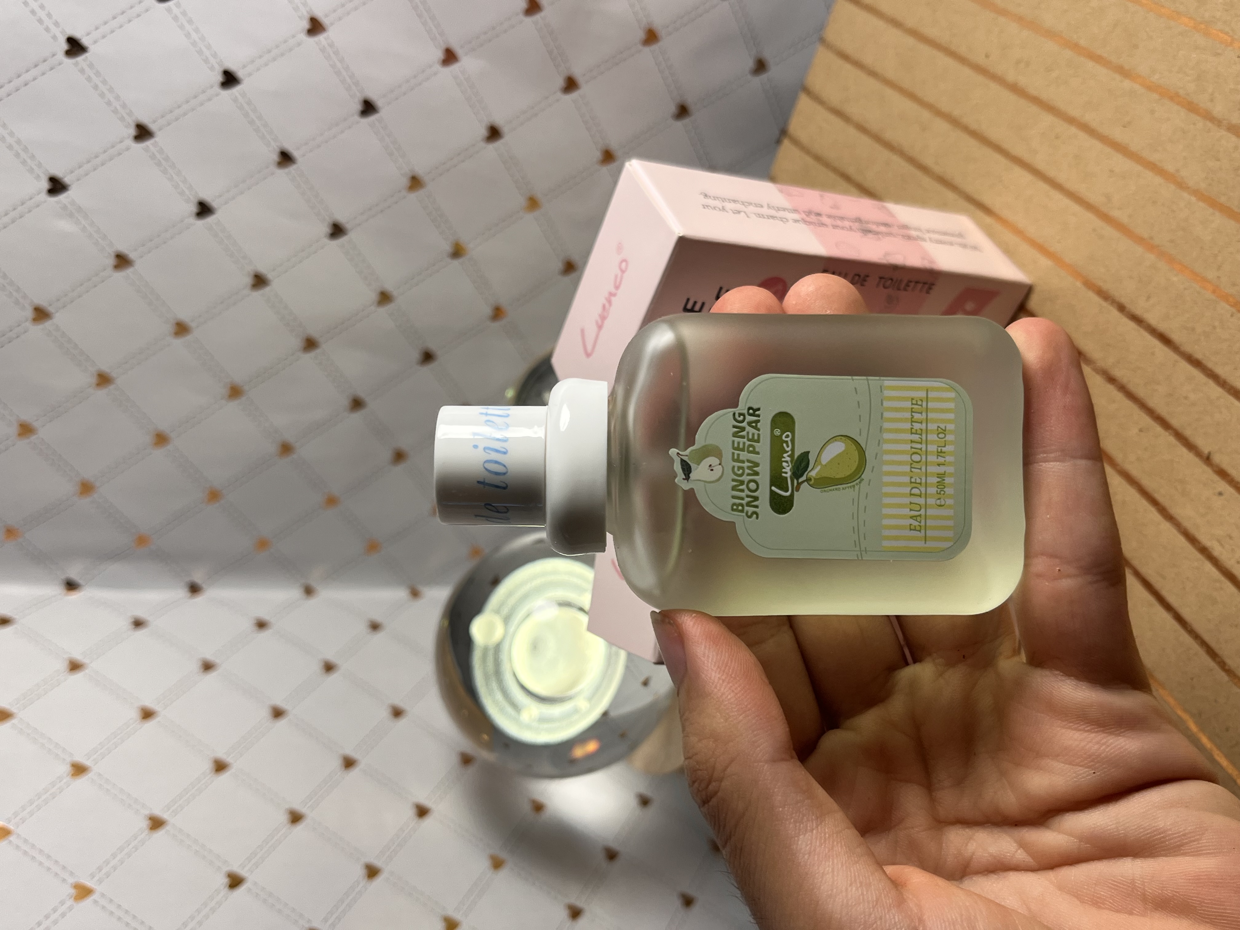 عطر نواحی